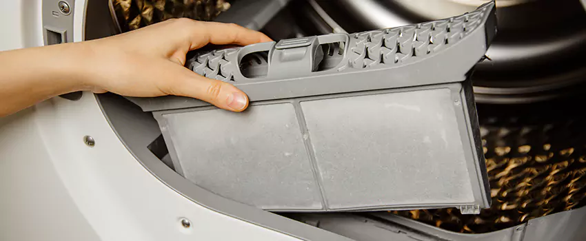 Signs Of A Clogged Dryer Lint Trap in Wildomar, California
